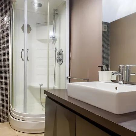Apartment Fully Furnished Spacious In Atasehir Istanbul
